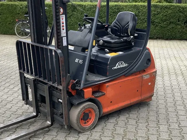 Linde - e16-02 - vorkheftruck - 2003 - afbeelding 5 van  12