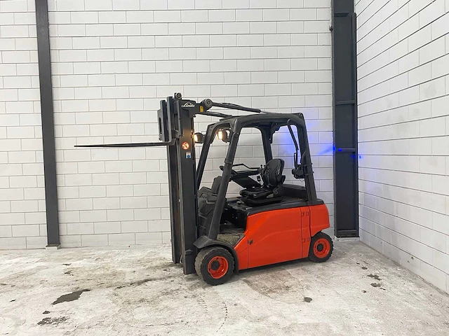 Linde - e20pl-01 - forklift trucks - 2010 - afbeelding 12 van  14