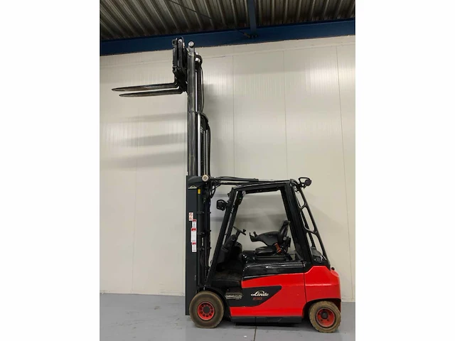 Linde - e30 - 2017 - vorkheftruck - afbeelding 7 van  20