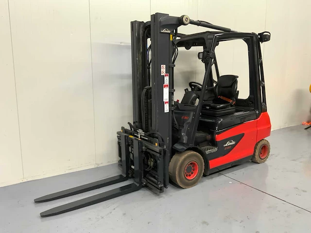 Linde - e30 - 2017 - vorkheftruck - afbeelding 1 van  20