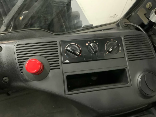 Linde - e30 - 2017 - vorkheftruck - afbeelding 5 van  23