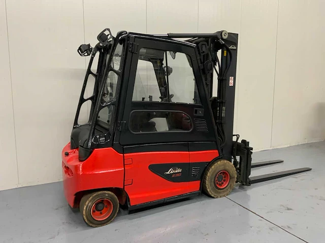 Linde - e30 - 2017 - vorkheftruck - afbeelding 11 van  23