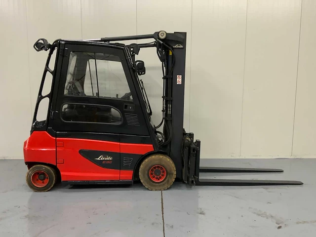 Linde - e30 - 2017 - vorkheftruck - afbeelding 13 van  23