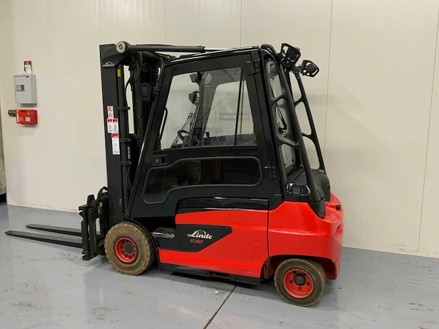Linde - e30 - 2017 - vorkheftruck - afbeelding 17 van  23