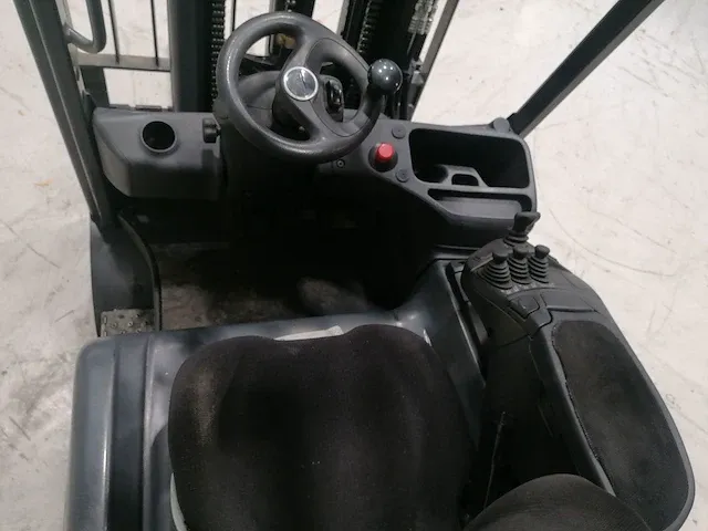 Linde - e30l-01 - vorkheftruck - afbeelding 9 van  10