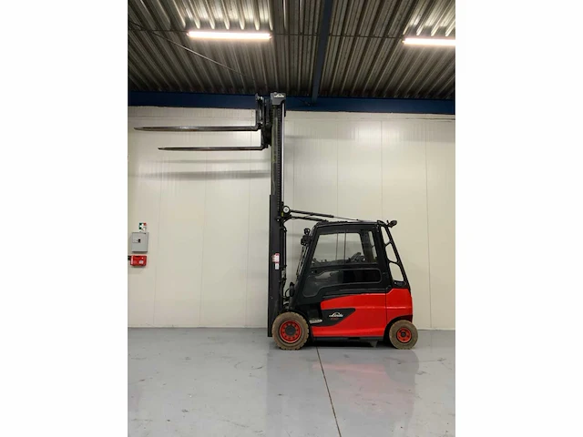 Linde - e50 - 2017 - vorkheftruck - afbeelding 2 van  25