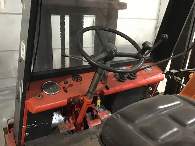 Linde - forklift trucks - afbeelding 3 van  3