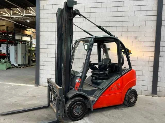 Linde - h25d - vorkheftruck - 2010 - afbeelding 1 van  16