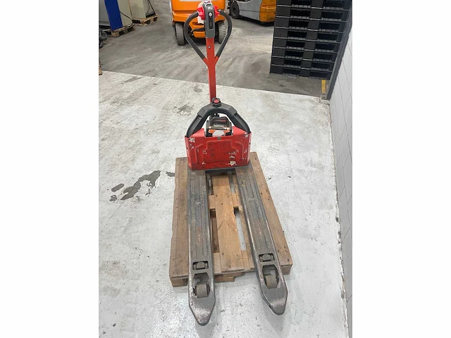 Linde - mt12 - electric pallet trucks - 2020 - afbeelding 5 van  8