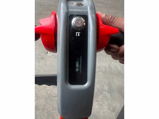 Linde - mt12 - electric pallet trucks - 2020 - afbeelding 7 van  8