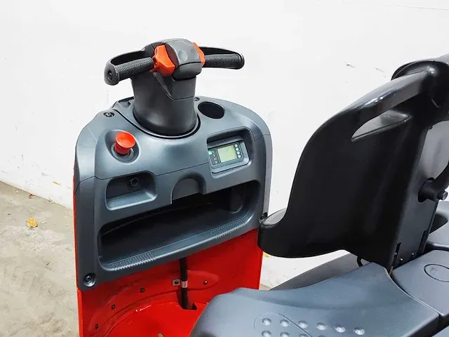 Linde - p30 - industriële trekker - afbeelding 2 van  11