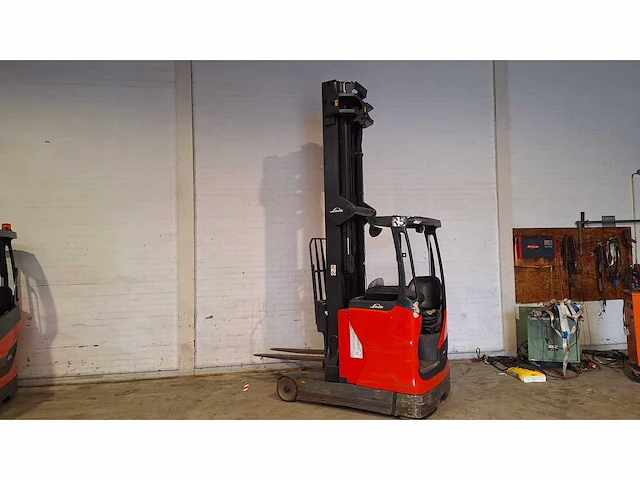 Linde - r14hd-01 - reach truck - afbeelding 15 van  17