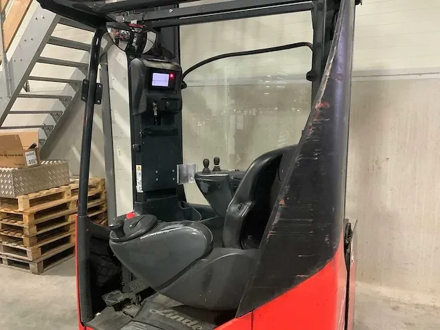 Linde - r14x - reach truck - afbeelding 12 van  15
