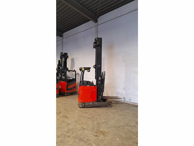 Linde - r16- reach truck - afbeelding 2 van  8
