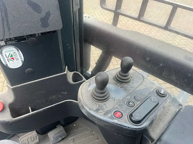 Linde - r16x - reach truck - 2010 - afbeelding 6 van  8