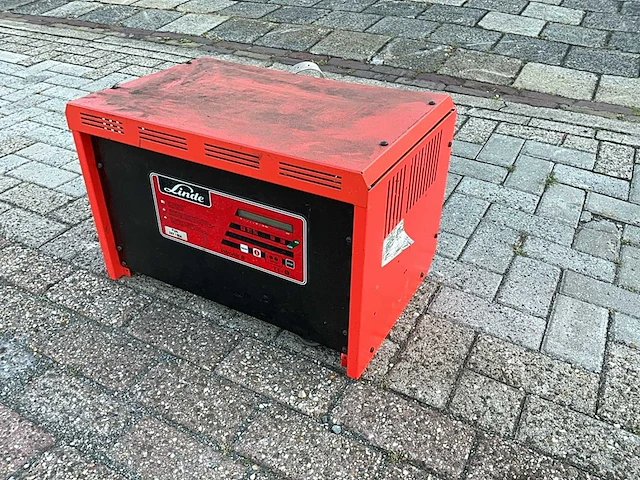 Linde 24/60 acculader - afbeelding 1 van  5