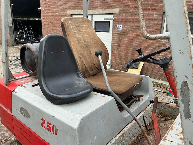 Linde 2.50 vorkheftruck - afbeelding 4 van  22