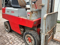 Linde 2.50 vorkheftruck - afbeelding 7 van  22