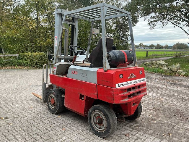 Linde 2.50 vorkheftruck - afbeelding 19 van  22