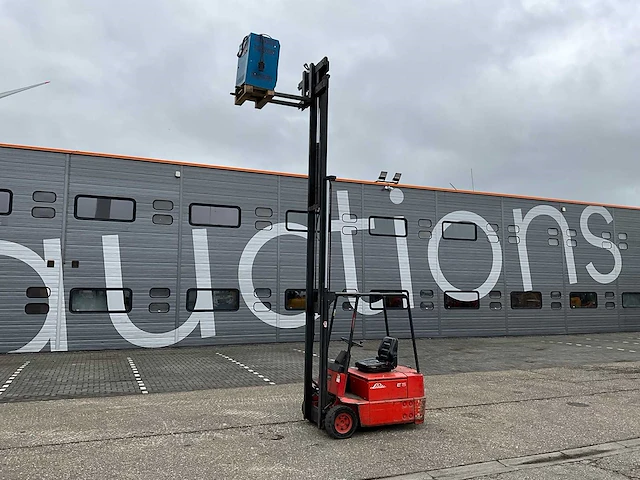 Linde e15 elektrische vorkheftruck - afbeelding 12 van  21