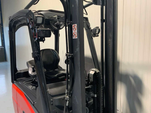 Linde e16-02 vorkheftruck, duplex, red spot - afbeelding 21 van  32