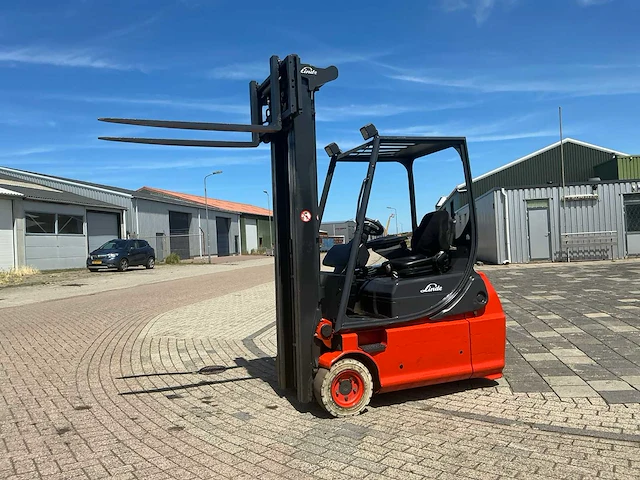 Linde e16-02 vorkheftruck - afbeelding 1 van  17