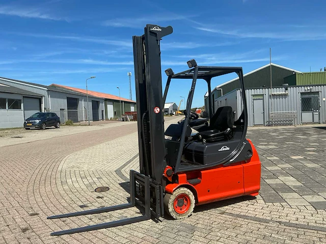 Linde e16-02 vorkheftruck - afbeelding 10 van  17