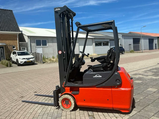 Linde e16-02 vorkheftruck - afbeelding 17 van  17