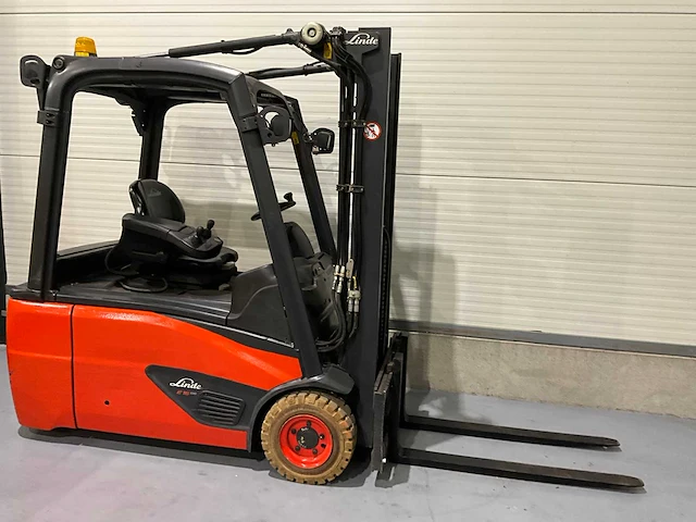 Linde e16c-01 vorkheftruck - afbeelding 16 van  19