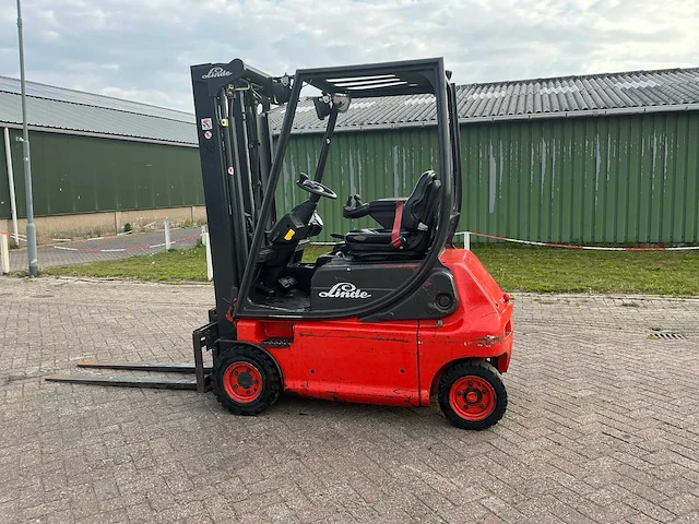 Linde e16p-02 vorkheftruck - afbeelding 17 van  18