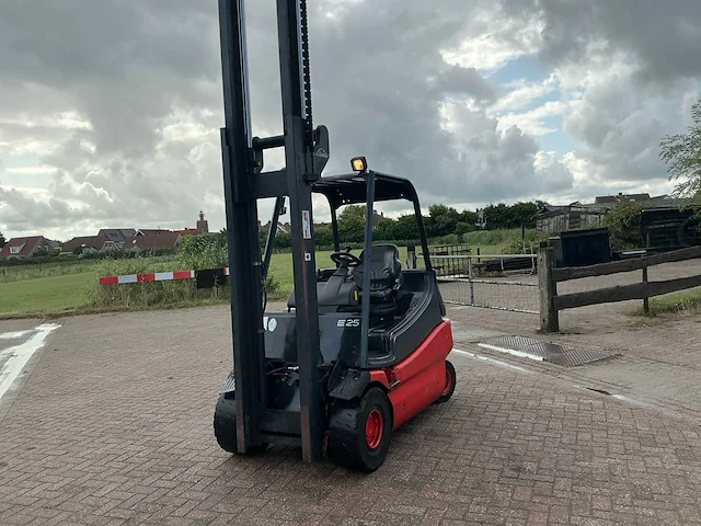 Linde e25 vorkheftruck - afbeelding 17 van  17