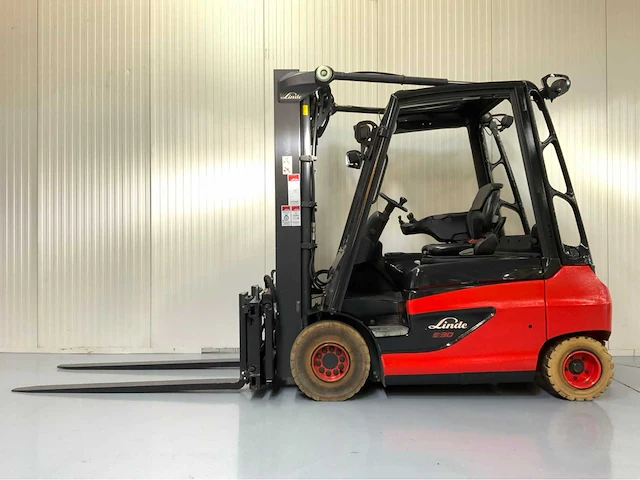 Linde e30-01 vorkheftruck - afbeelding 12 van  23