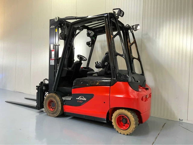 Linde e30-01 vorkheftruck - afbeelding 17 van  23