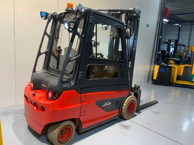 Linde e30-01 vorkheftruck - afbeelding 21 van  40