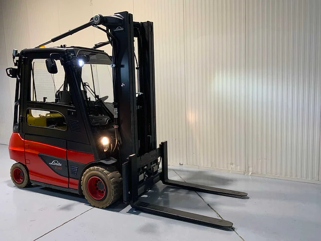 Linde e30-01 vorkheftruck - afbeelding 24 van  40