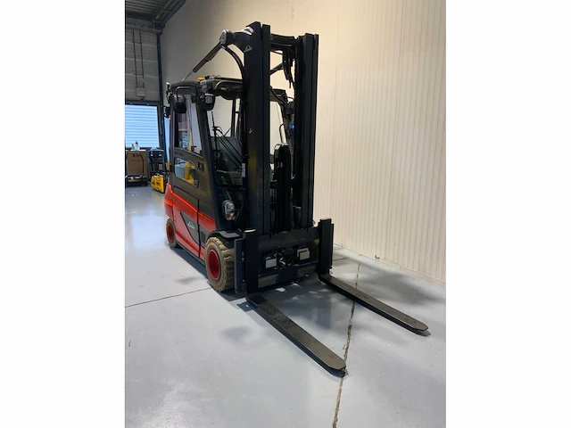 Linde e30-01 vorkheftruck - afbeelding 27 van  40