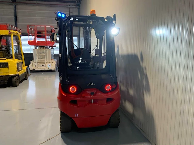 Linde e30-01 vorkheftruck - afbeelding 38 van  40