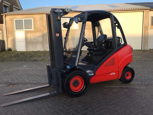 Linde h30 vorkheftruck - afbeelding 1 van  17
