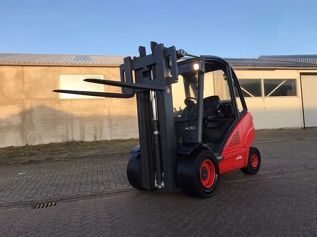 Linde h30 vorkheftruck - afbeelding 17 van  17
