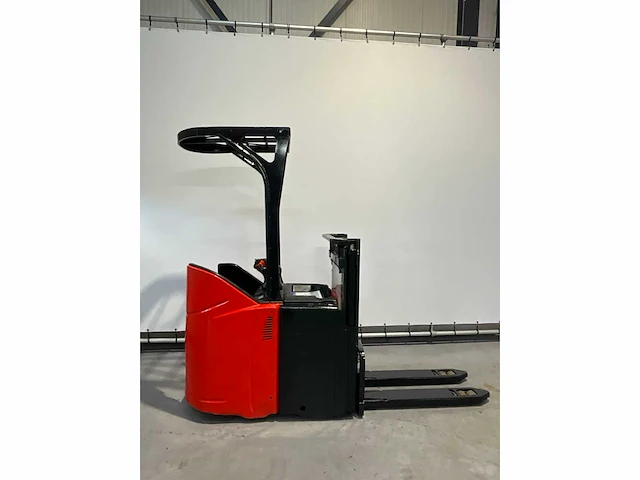 Linde l-12sp elektrische stapelaar - afbeelding 10 van  14