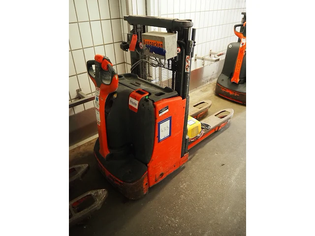 Linde material handling - afbeelding 1 van  12