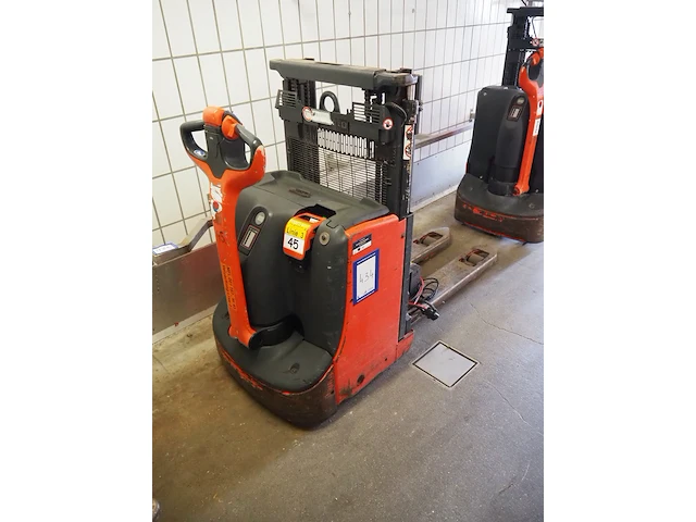 Linde material handling - afbeelding 1 van  13