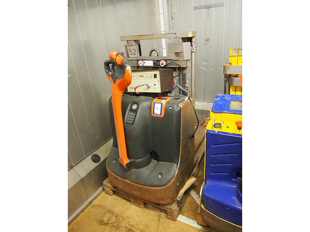 Linde material handling - afbeelding 1 van  12