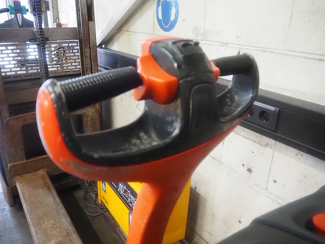 Linde material handling - afbeelding 10 van  12