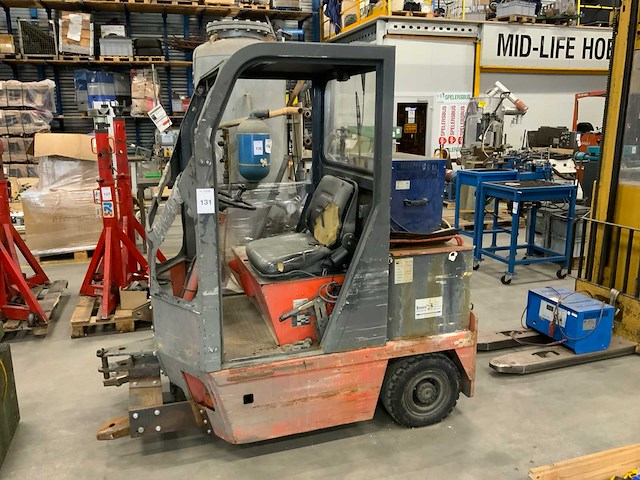 Linde p 100 z industriële trekker - afbeelding 1 van  8