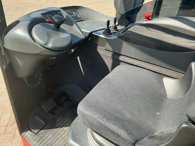 Linde r 14 reach truck - afbeelding 6 van  17