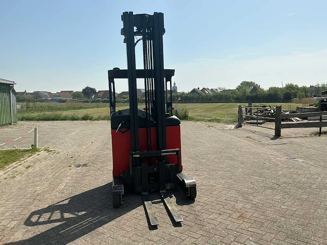 Linde r 14 reach truck - afbeelding 11 van  17