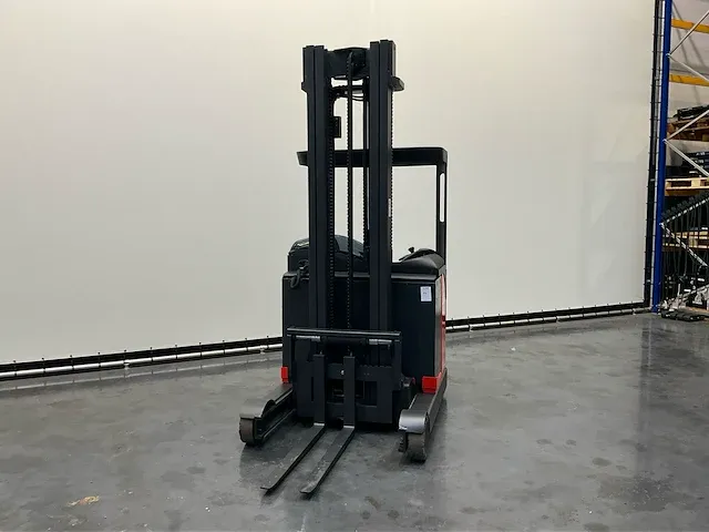 Linde r 16 s reach truck - afbeelding 8 van  14