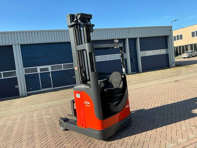 Linde r14 reach truck - afbeelding 16 van  16