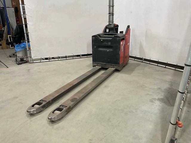 Linde t20-sp elektrische pallettruckpicker - afbeelding 1 van  15